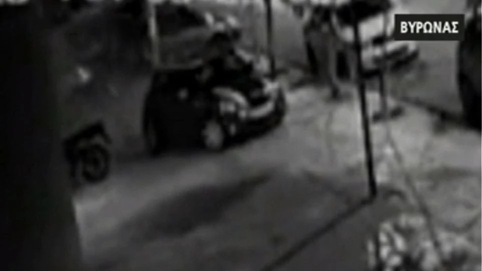 Βίντεο ντοκουμέντο: Η στιγμή που οι ληστές ανατινάζουν το ΑΤΜ στον Βύρωνα